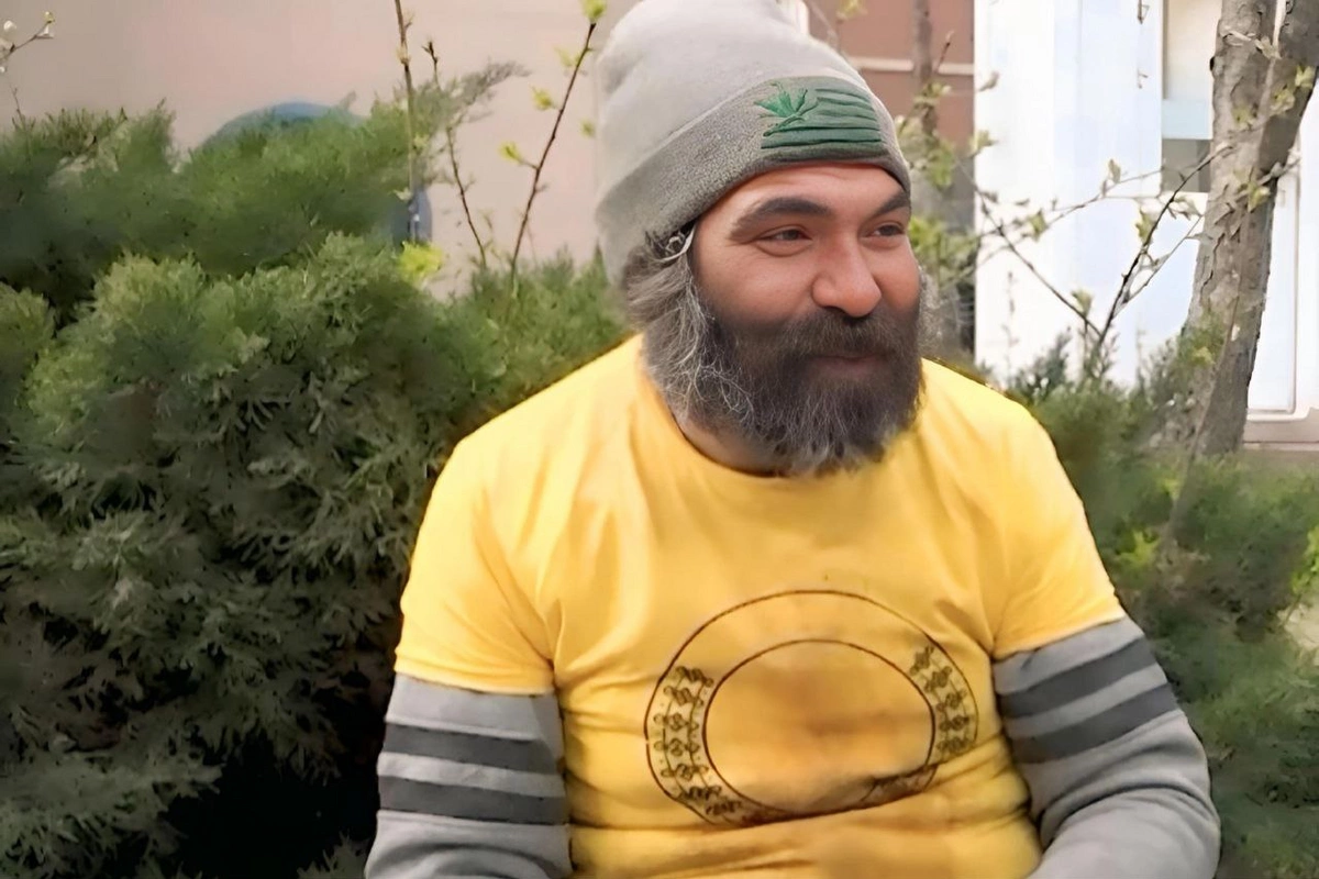 Küçədə yaşayan Adamın həyatdan küsməsinin səbəbi bu imiş