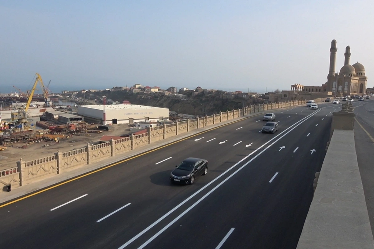 Sürücülərə XƏBƏRDARLIQ! Bibiheybət yolunda hərəkət məhdudlaşdırılacaq