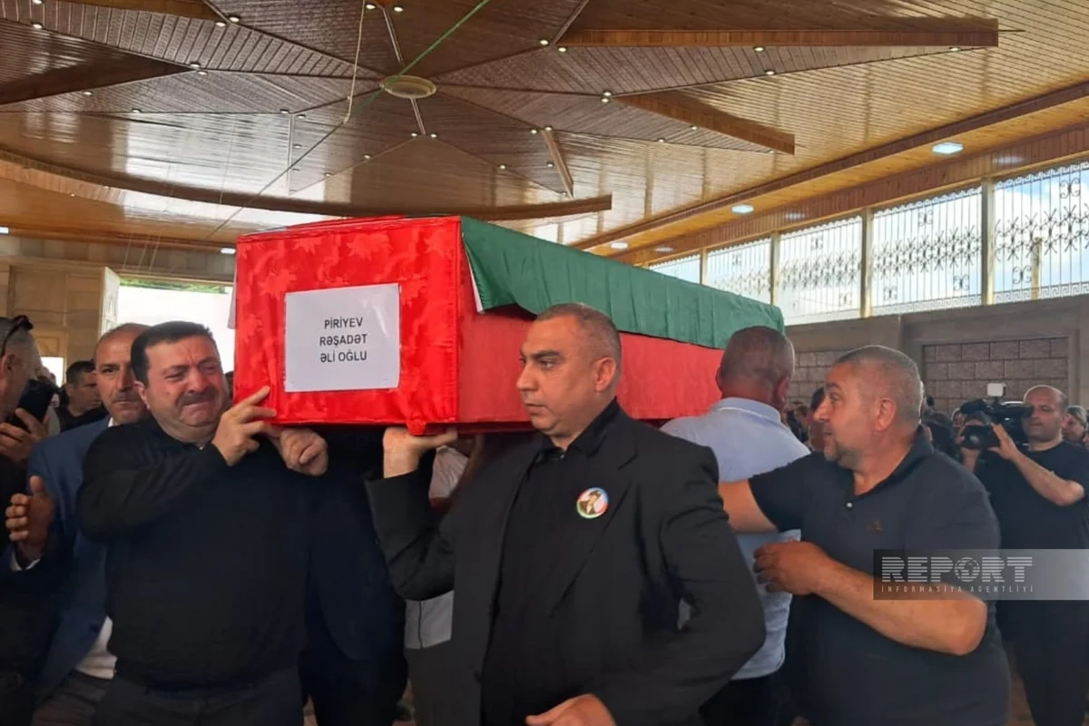 Bərdədə I Qarabağ müharibəsinin itkin-şəhidi Rəşadət Piriyevlə vida mərasimi keçirilib