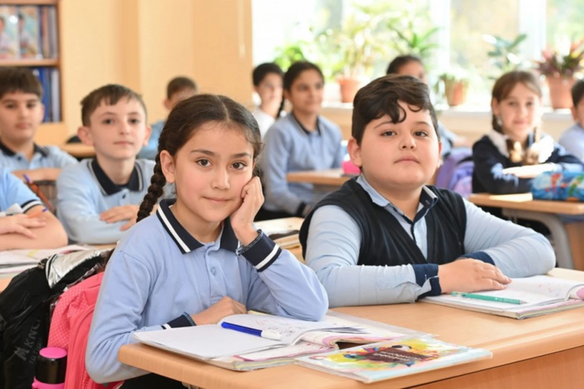 Sabah şagirdlərin yerdəyişməsi prosesi dayandırılacaq