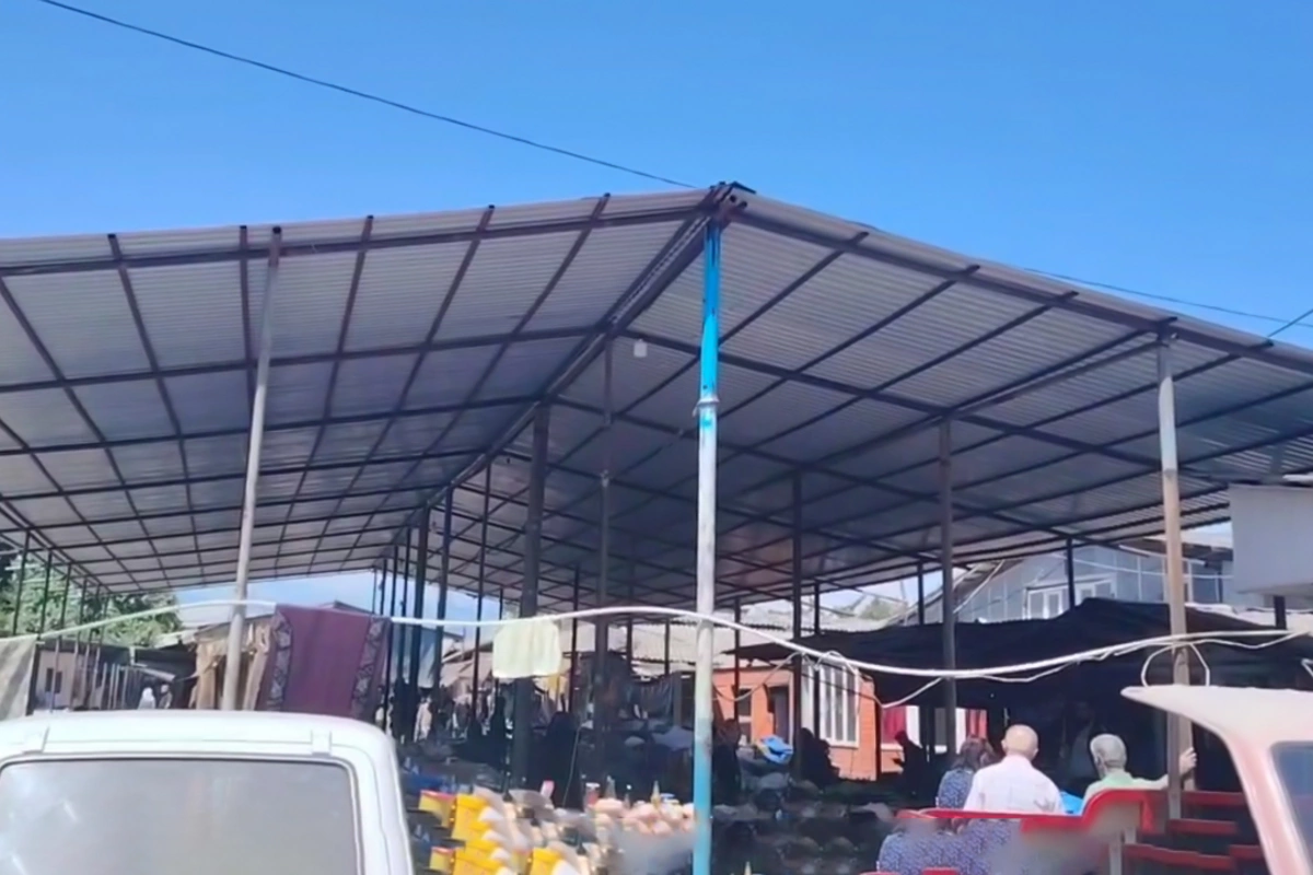 Azərbaycanda bazarın fəaliyyəti qismən DAYANDIRILDI