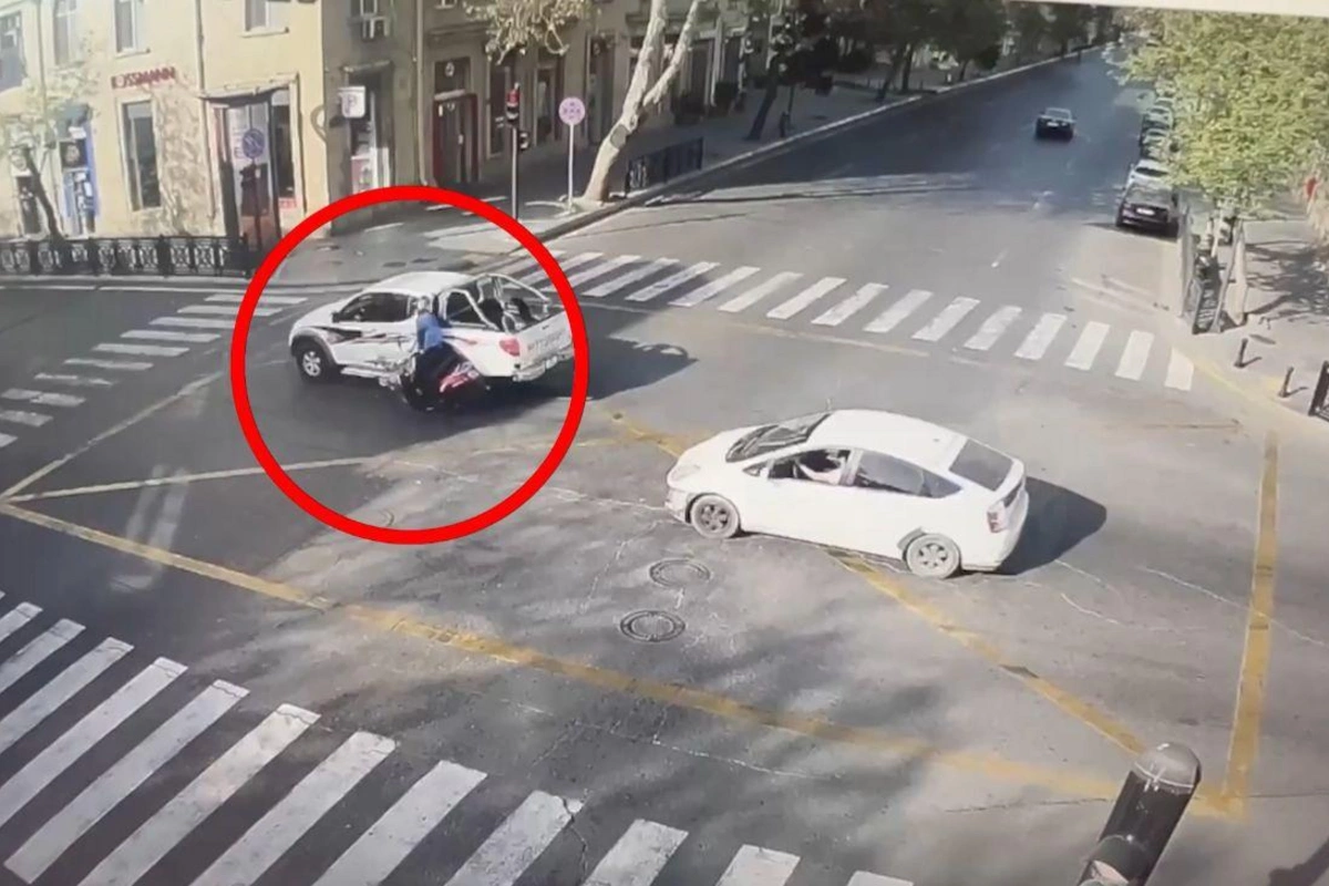 Yol polisi moped və skuter sürücülərinə müraciət edib