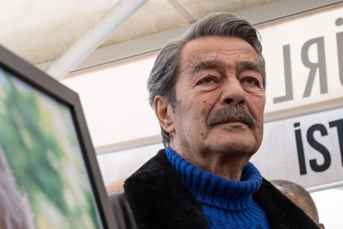 76 yaşlı Kadir İnanırın son halı sevənlərini məyus etdi