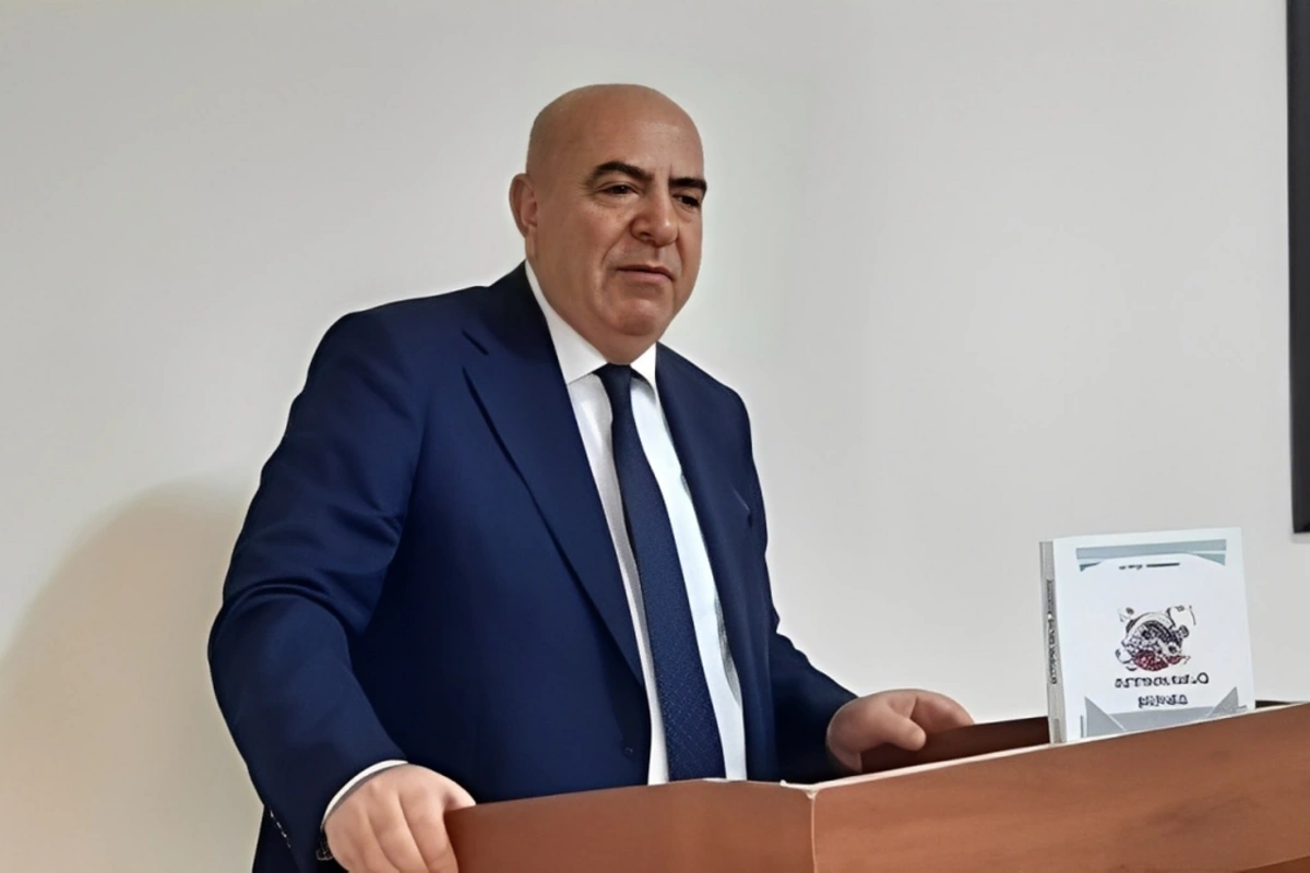Niyazi Həsənovun ölkədən çıxışına stop qoyuldu