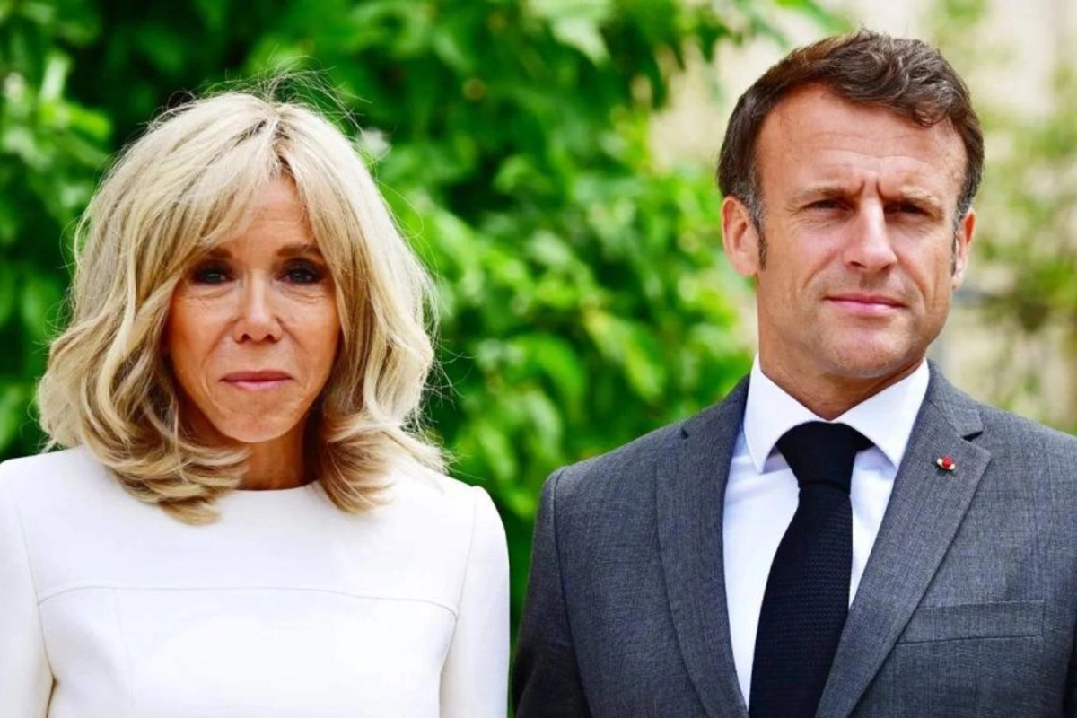 Судебный скандал с женой Макрона: обвиняемые требуют разоблачения секрета её пола Судебный скандал с женой Макрона: обвиняемые требуют разоблачения секрета её пола