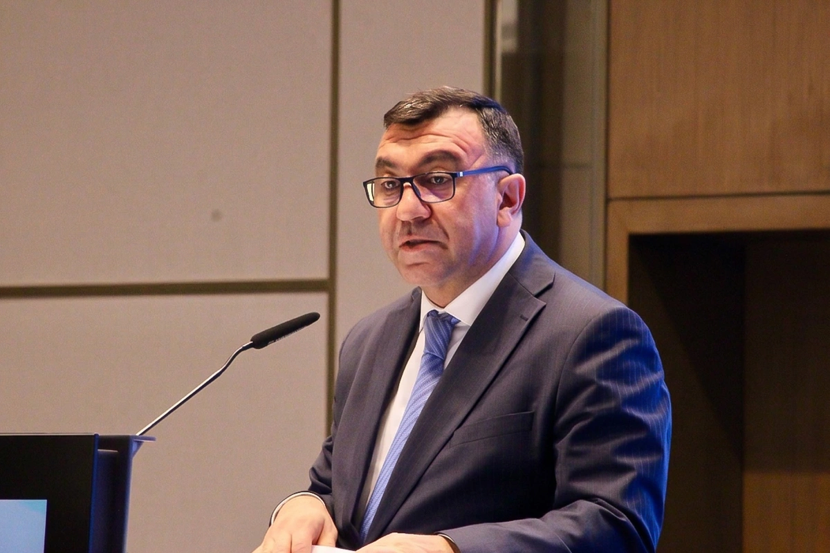 Səməd Bəşirli: Yüksəktutumlu rəqəmsal əlaqə Azərbaycana AI investisiyaları gətirə bilər