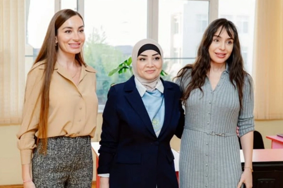 Leyla Aliyeva and Arzu Aliyeva visited a shelter for vulnerable population groups