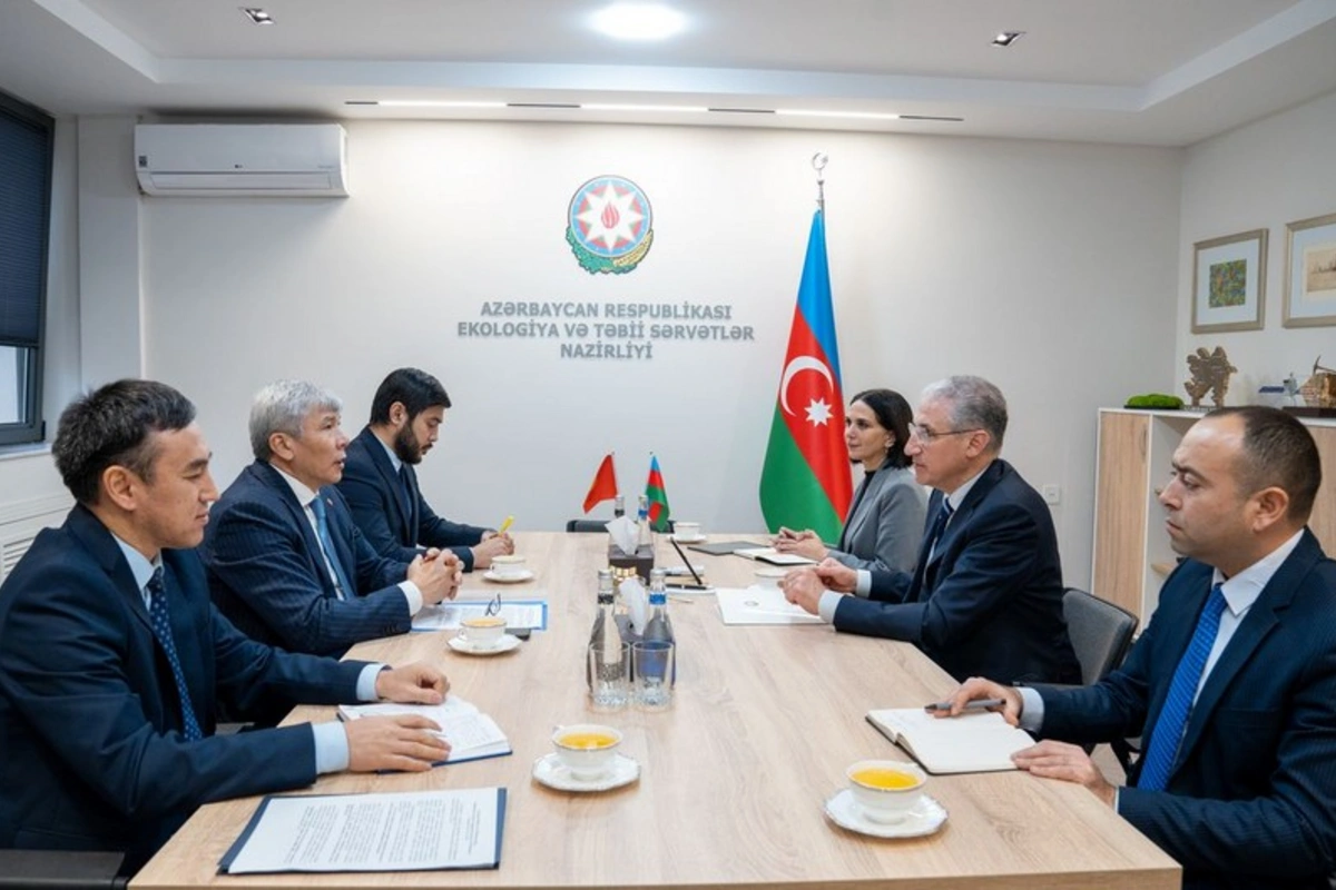 Muxtar Babayev Qırğızıstan səfiri ilə COP29-un nəticələrini müzakirə edib Muxtar Babayev Qırğızıstan səfiri ilə COP29-un nəticələrini müzakirə edib