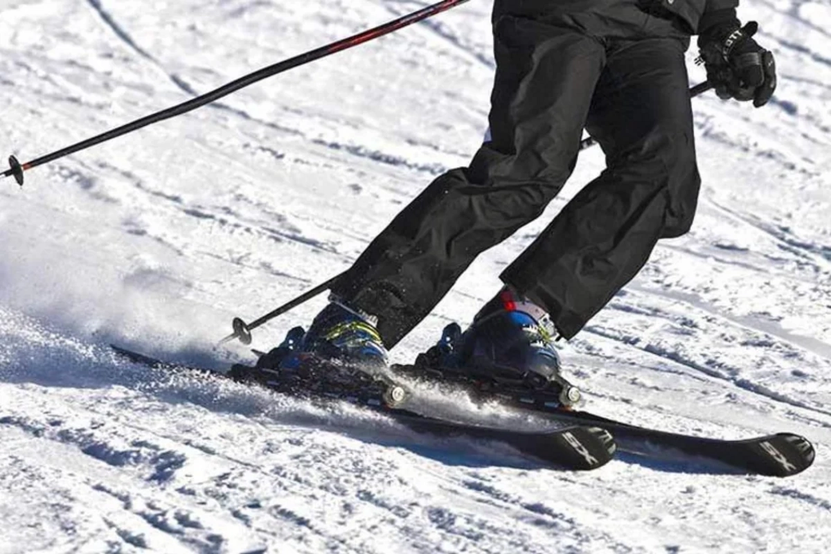 ABŞ-də qar uçqunu nəticəsində səkkiz xizəkçi ölüb