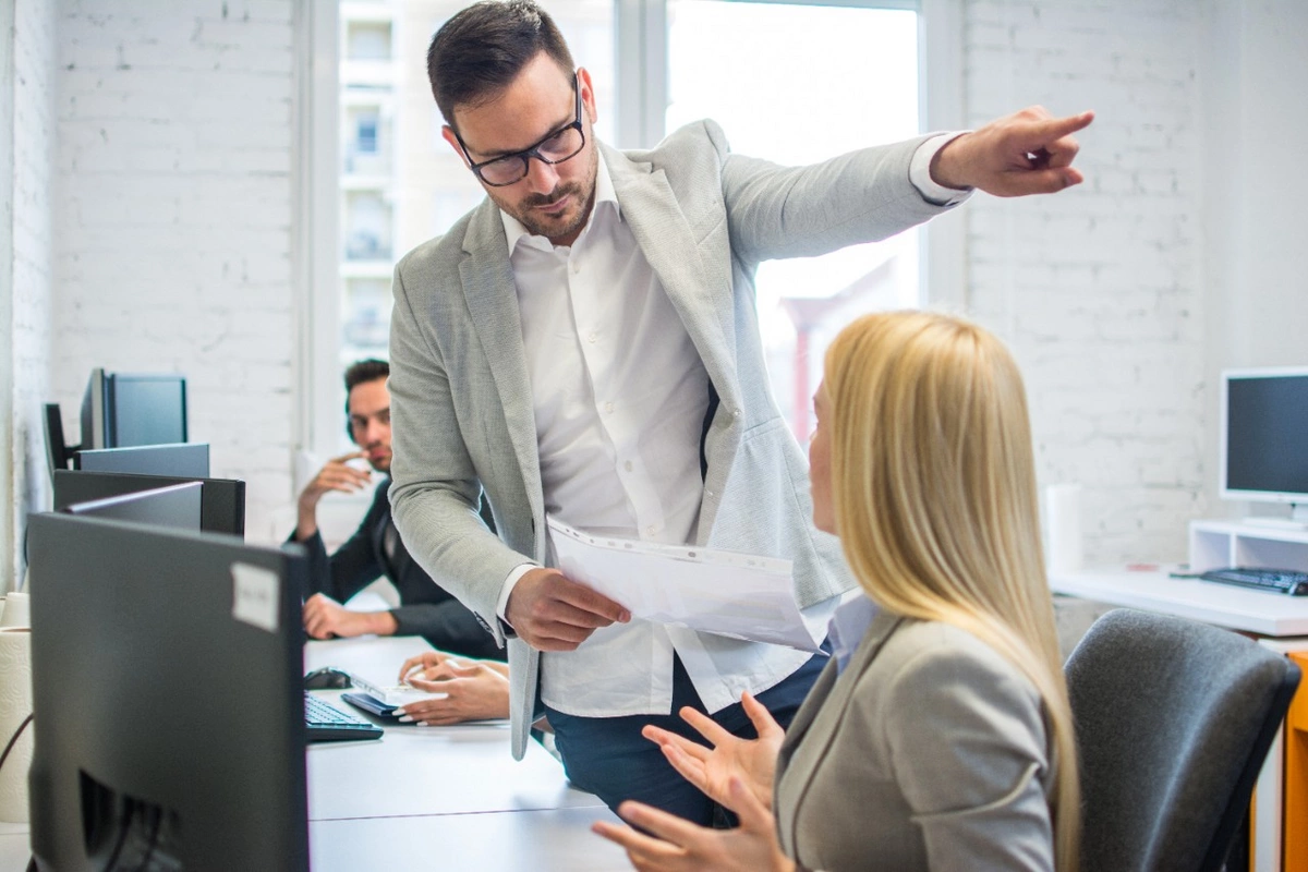 Bu şəxslərin işdən çıxarılmasına görə cinayət məsuliyyətinin müəyyən edilməsi təklif edilib