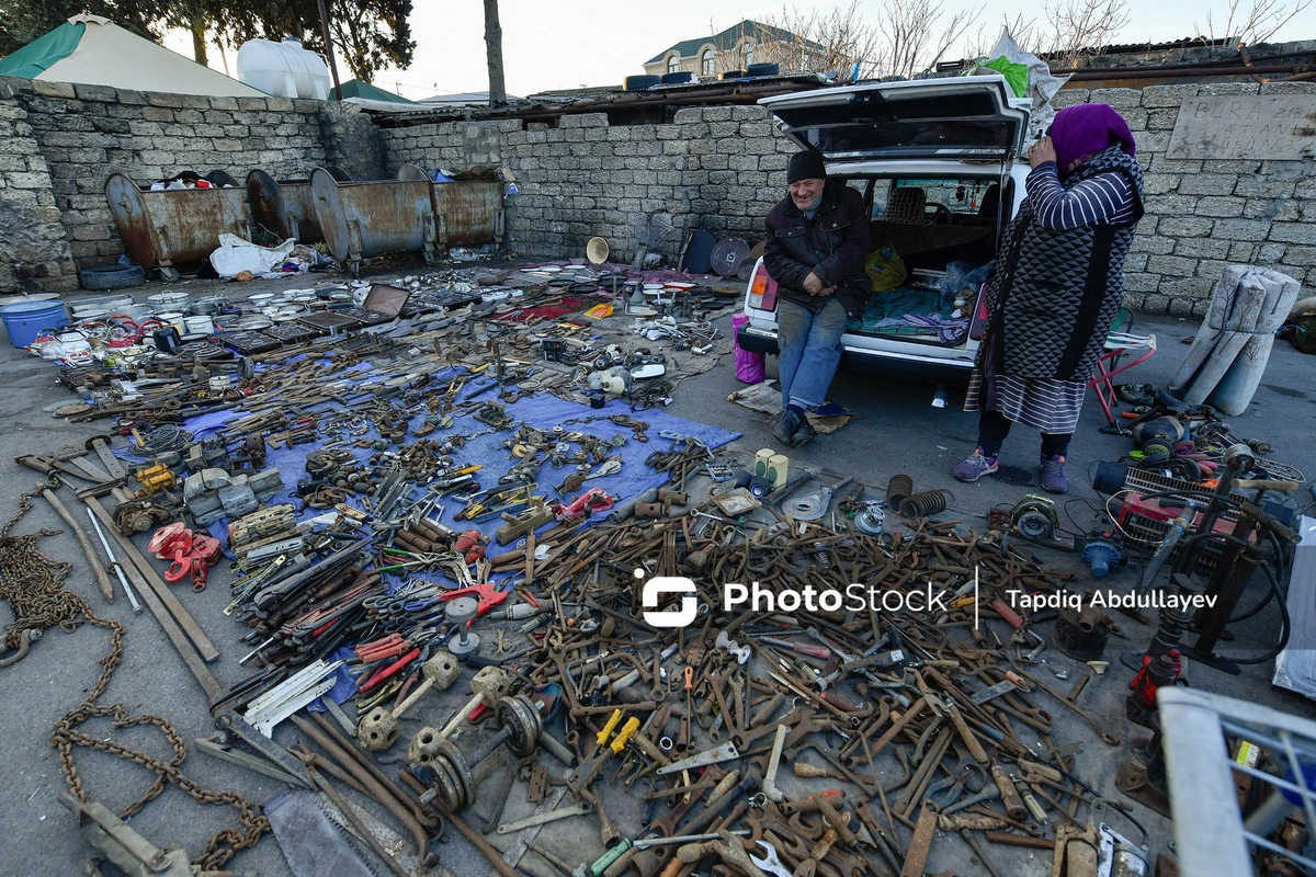 Hər şey satılır - Sabunçuda bit bazarından REPORTAJ