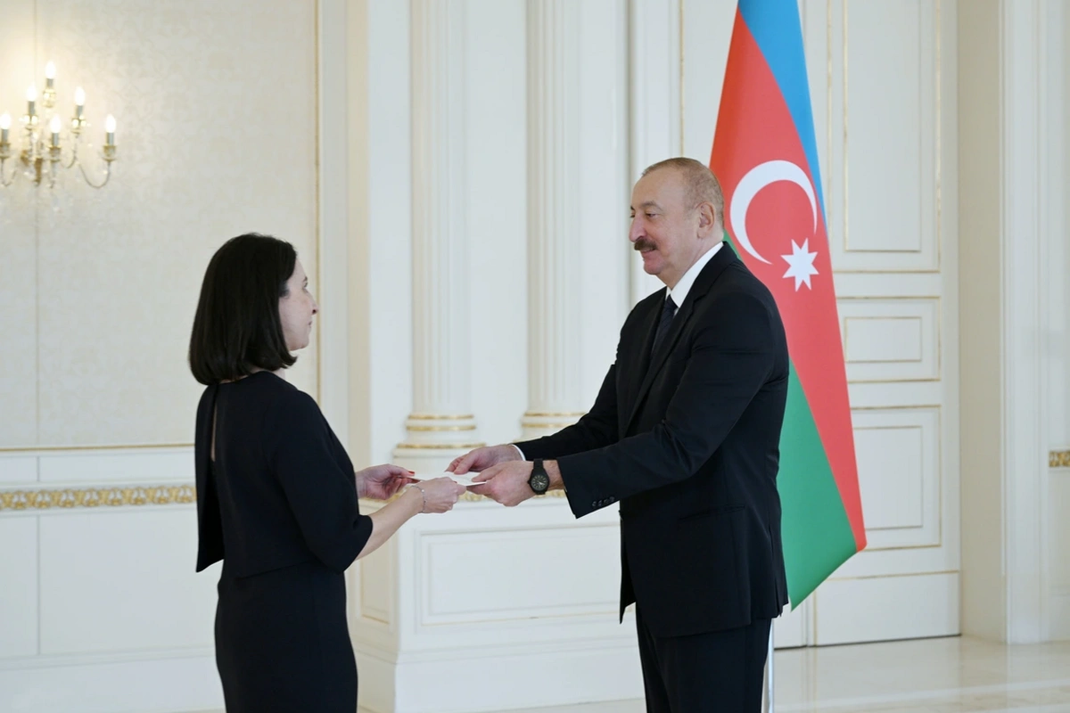Azərbaycan Prezidenti Fransanın ölkəmizdə yeni təyin olunmuş səfirinin etimadnaməsini qəbul edib
