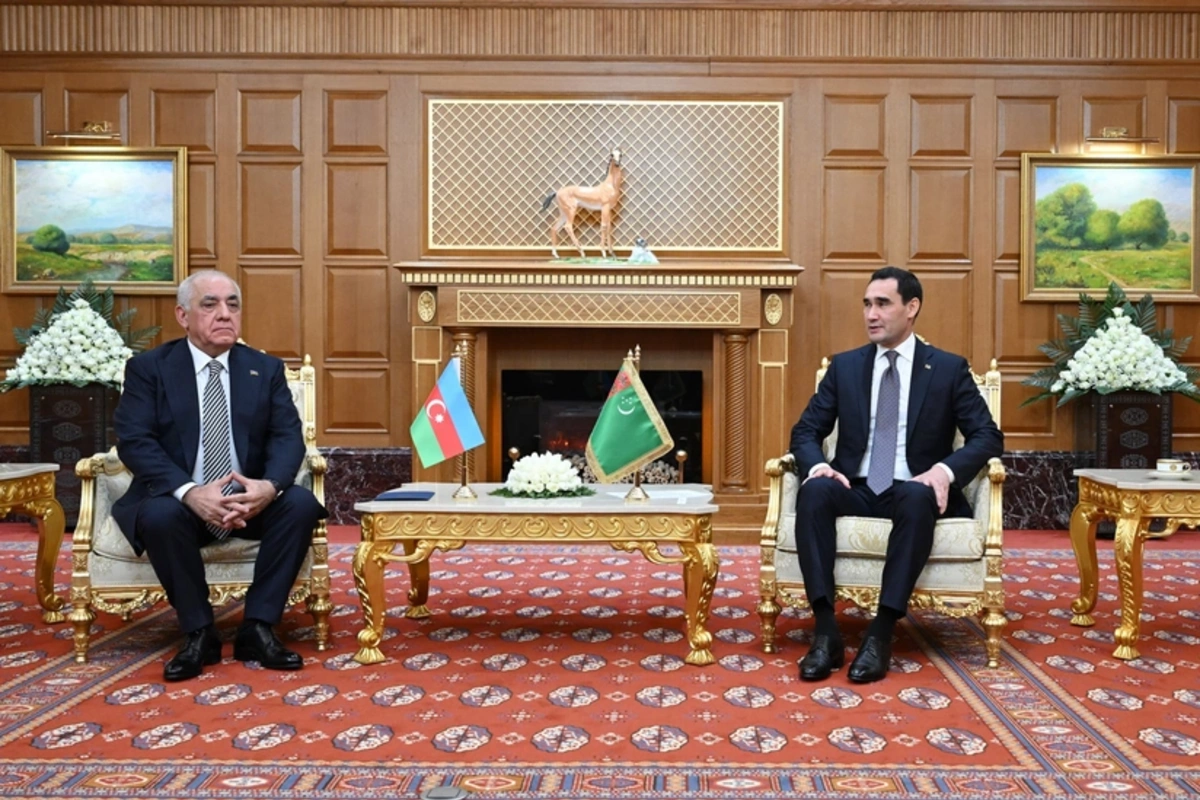 Əli Əsədov Aşqabadda Türkmənistan Prezidenti ilə görüşüb