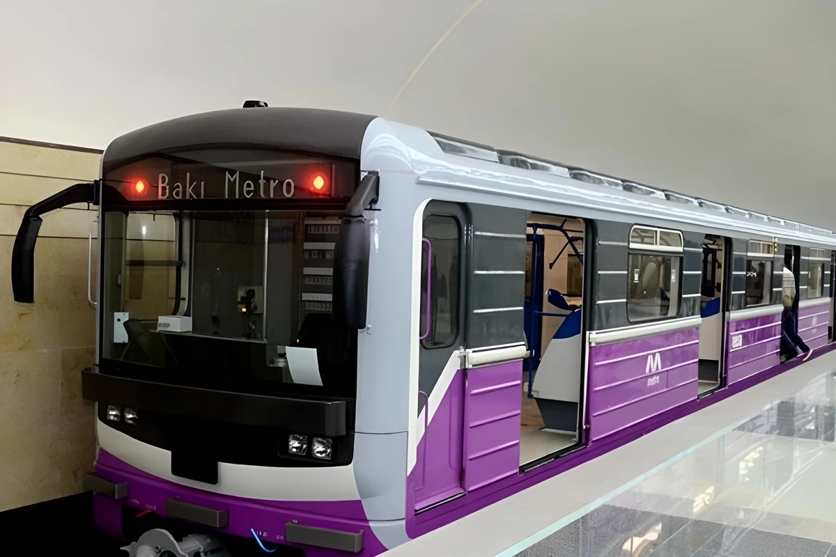 Bakı metrosunda pik saatlarda interval azaldılıb Bakı metrosunda pik saatlarda interval azaldılıb