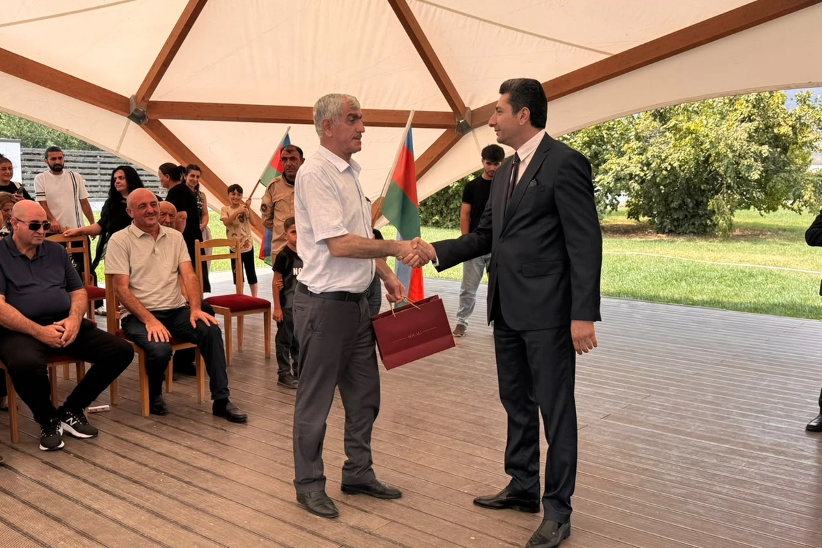 Növbəti köç karvanları Xankəndi, Xocalı və Ağdərəyə çatıb, açarlar təqdim edilib