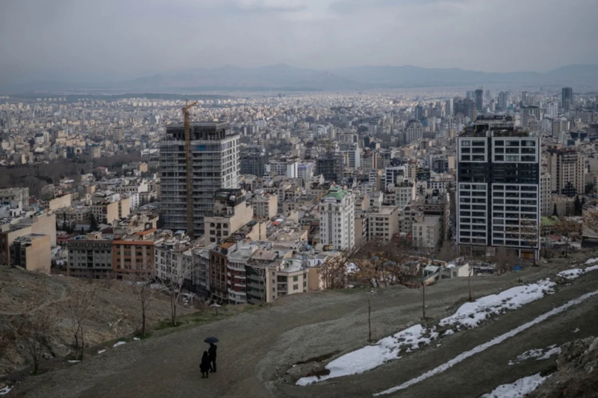 Посольство РФ в Иране призвало своих граждан покинуть страну через Азербайджан