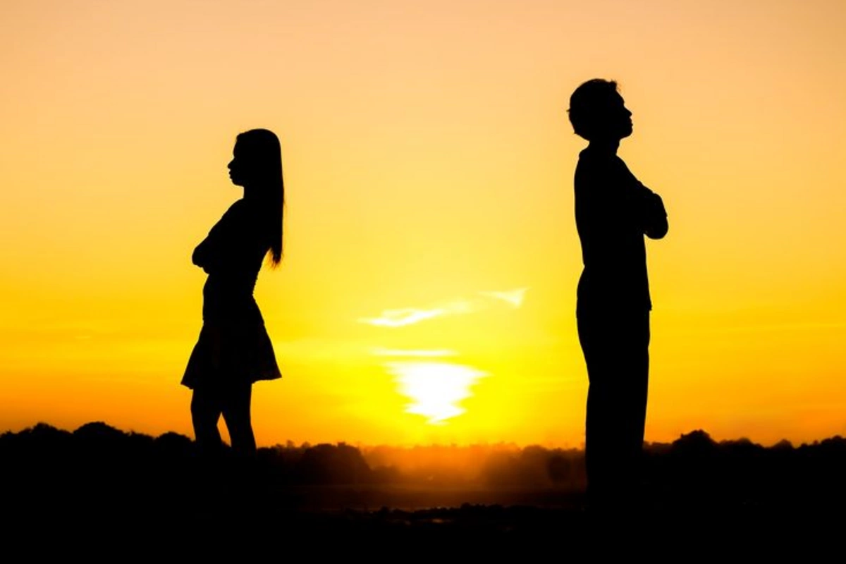 Baku residents shared the most unusual reasons for breaking up: Her laugh was just terrible