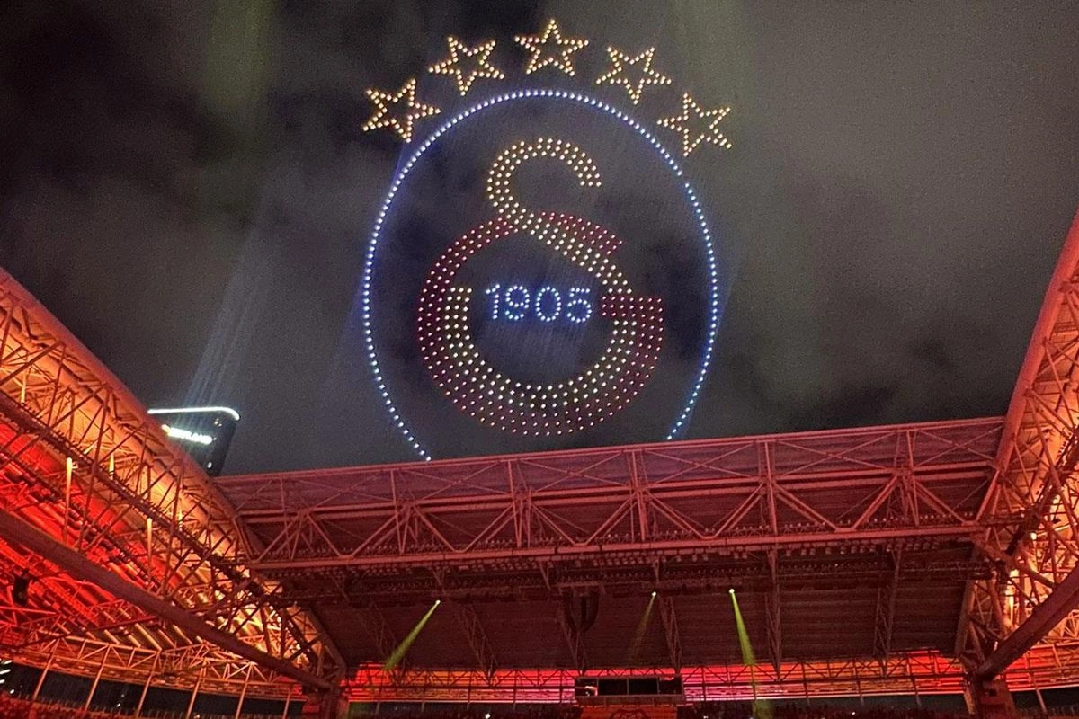 Qalatasaray Milanın daha bir ulduzuna göz dikdi
