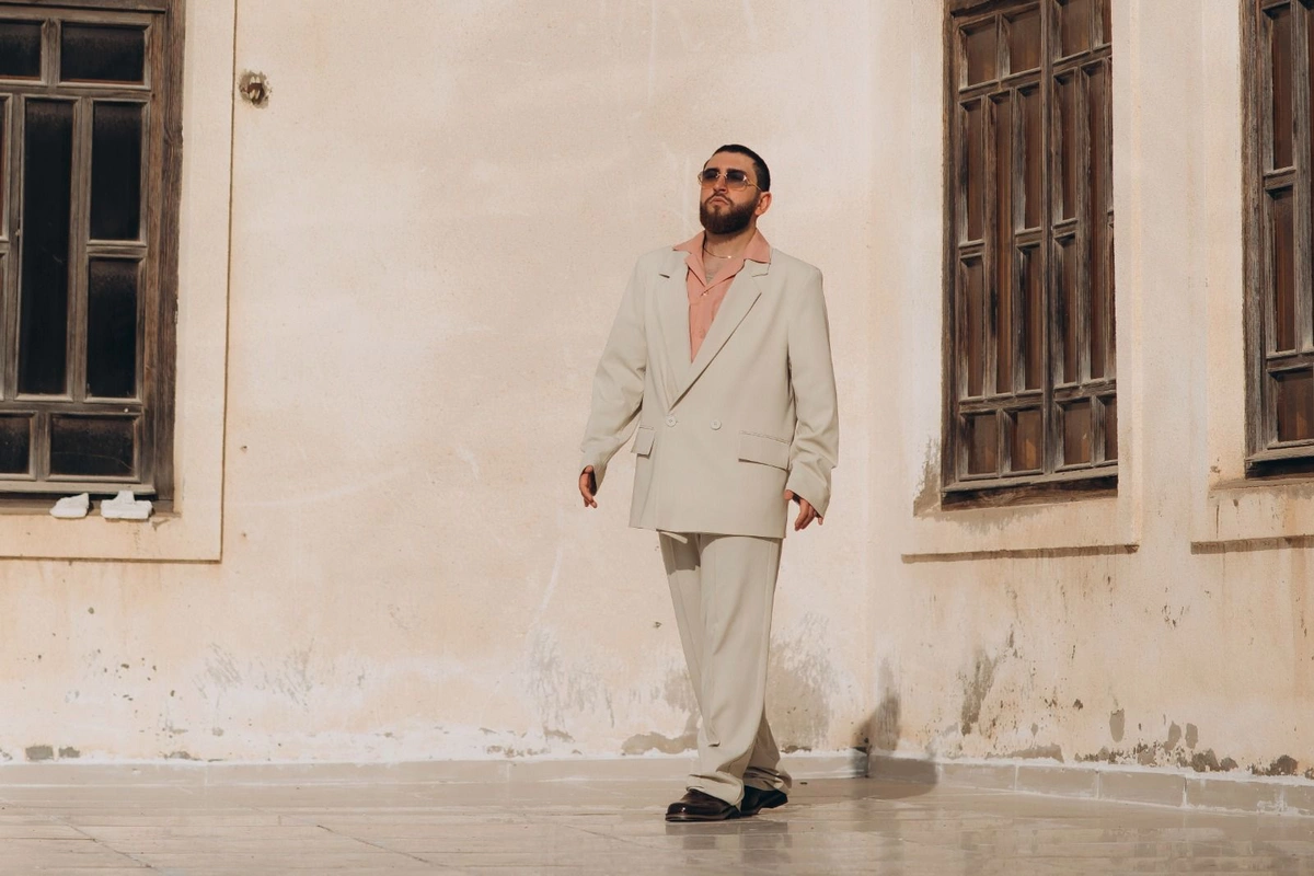 Öz mahnısı ilə trendə düşdü!