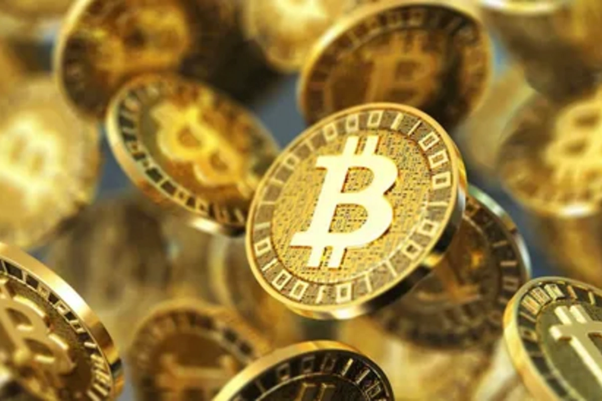 Биткоин упал ниже 80 тысяч долларов впервые с апреля