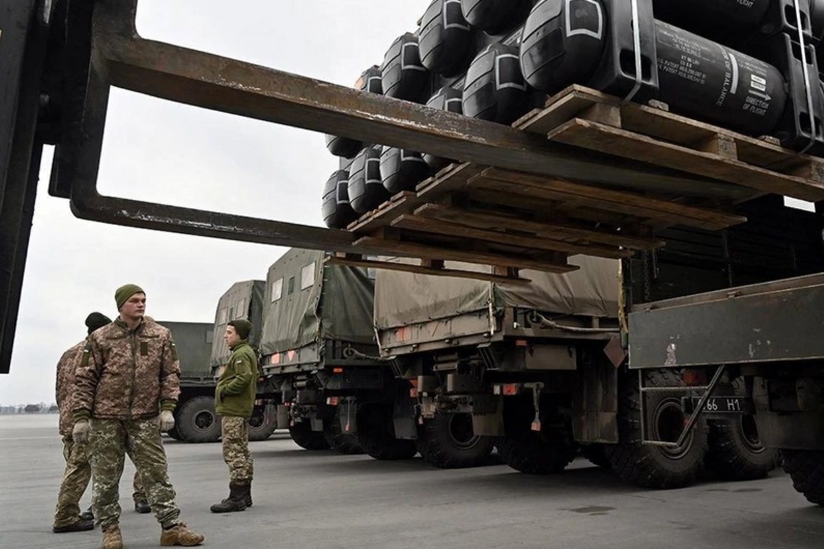 США возобновили поставку Украине оружия и военной техники после паузы США возобновили поставку Украине оружия и военной техники после паузы