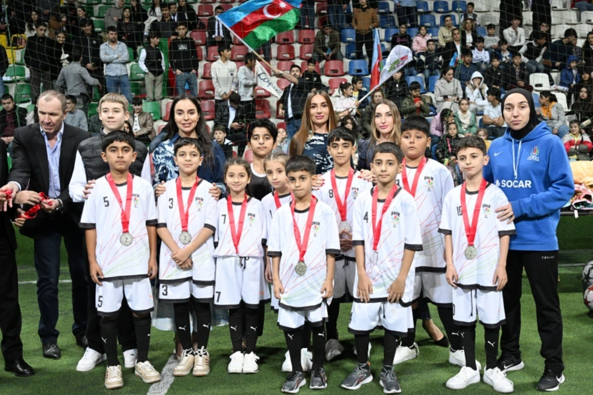 Alyona Əliyeva Dostluq Kuboku minifutbol turniri ilə bağlı paylaşım edib Alyona Əliyeva Dostluq Kuboku minifutbol turniri ilə bağlı paylaşım edib