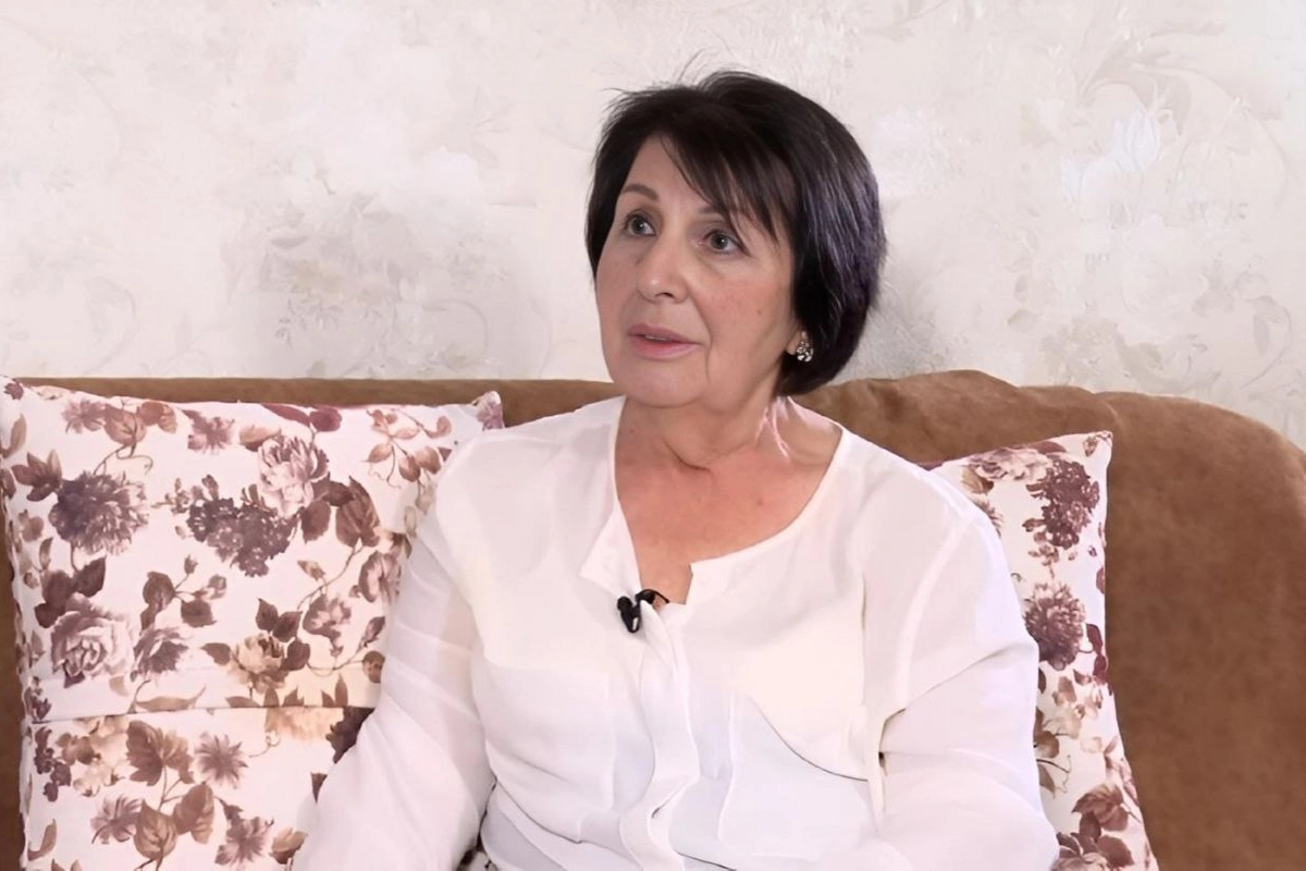 Ofeliya Sənani: Həyat yoldaşım qızımızın xəstəliyinə dözmədi Ofeliya Sənani: Həyat yoldaşım qızımızın xəstəliyinə dözmədi