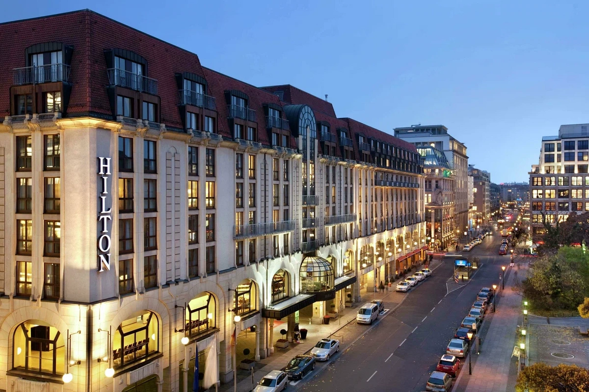 Hilton hotelinin yaxınlığında insident baş verib Hilton hotelinin yaxınlığında insident baş verib