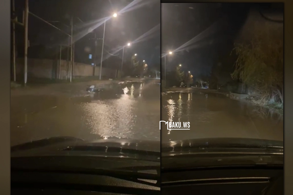 Bakıda su xəttində QƏZA - İçməli su küçəyə axdı