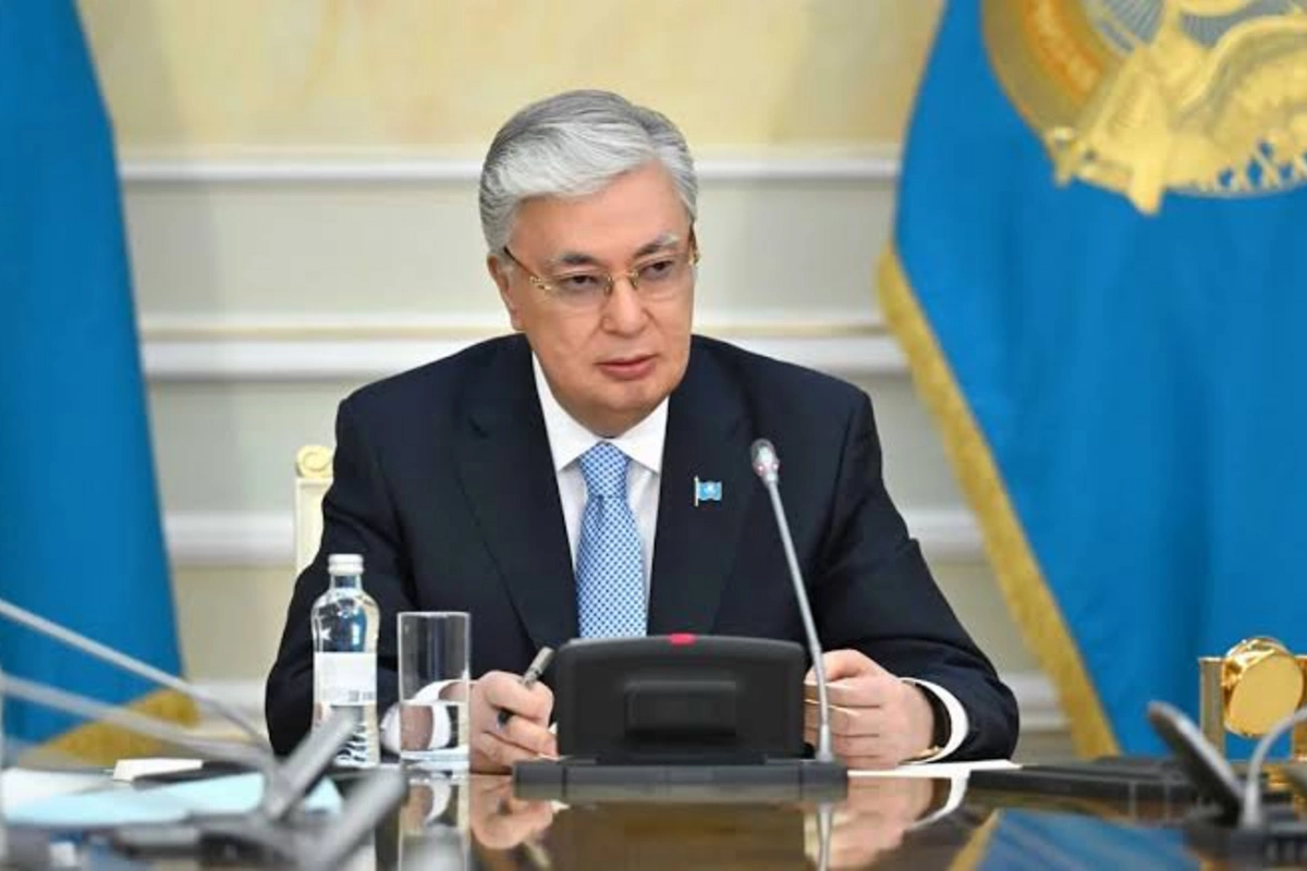 Tokayev Xəzərdə hərbçilərin ölümündən sonra Müdafiə Nazirliyində kompleks yoxlama üçün komissiya yaradıb