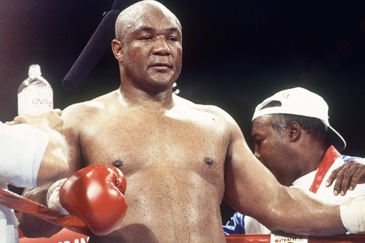 The legendary American boxer has passed away