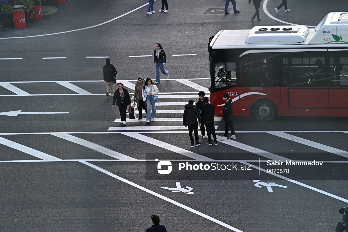 ВНИМАНИЮ пассажиров автобусов и бакинского метро