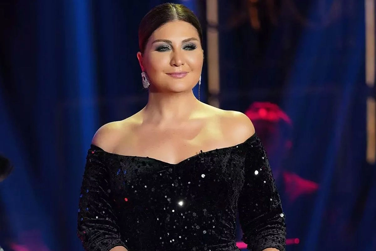 Sibel Can 11 yaş balaca sevgilisi ilə bağlı evlilik iddiaları yenidən gündəmə gəlib