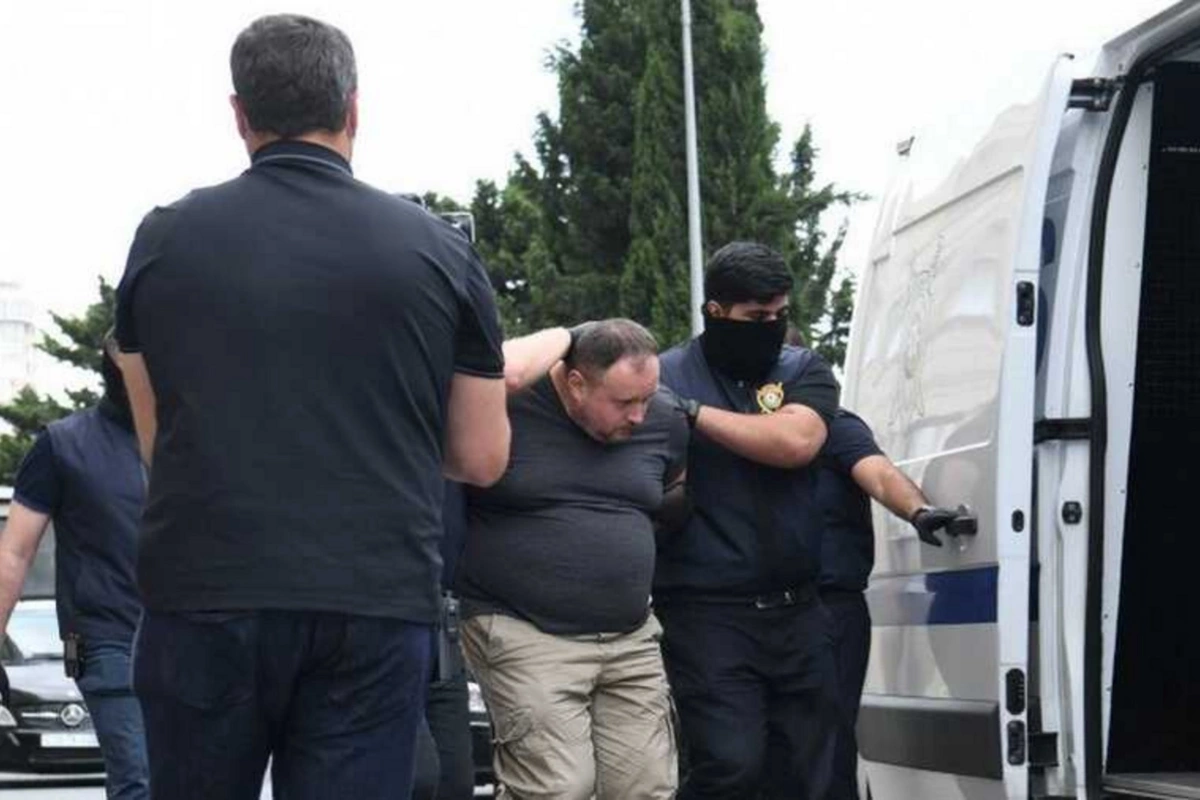 Sputnik Azərbaycanın baş redaktoru azadlığa buraxıldıqdan sonra BAKINI TƏRK EDİB - Zaxarova AÇIQLADI Sputnik Azərbaycanın baş redaktoru azadlığa buraxıldıqdan sonra BAKINI TƏRK EDİB - Zaxarova AÇIQLADI