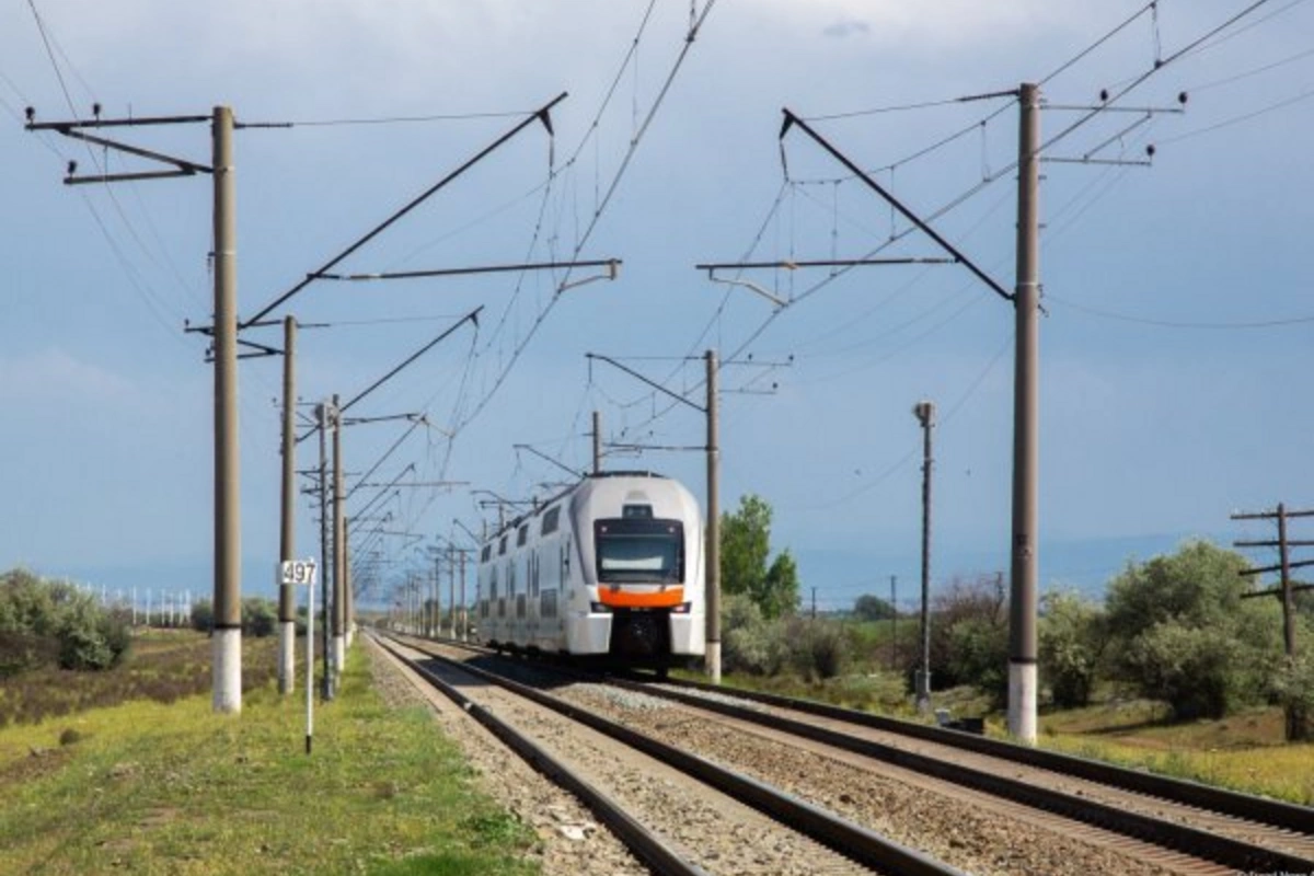 Bakıdan Qəbələyə və əks istiqamətə dəmir yolu ilə səfər etmək mümkün olub