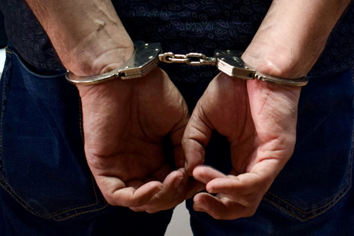 Prokuror sağlamlıq mərkəzinin külli miqdarda pulunu mənimsəyən şəxsə ağır cəza istədi