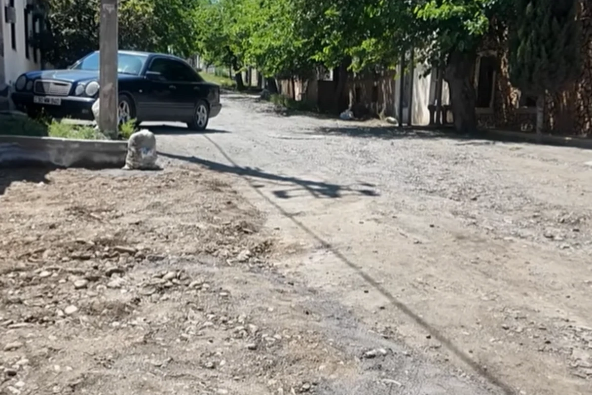 Yeddi illik baxımsızlıq: Gəncə sakinlərinin yol problemi