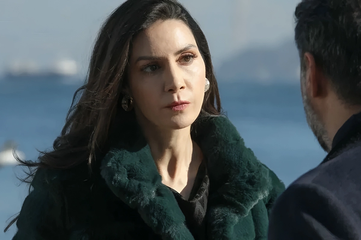 Huşunu itirərək xəstəxanaya yerləşdirilən aktrisa EVƏ BURAXILDI