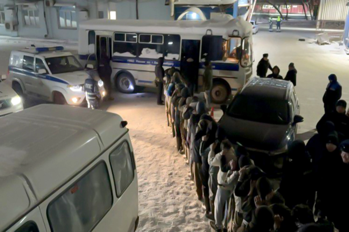 Rusiyada polis reydi: 81 miqrant saxlanıldı