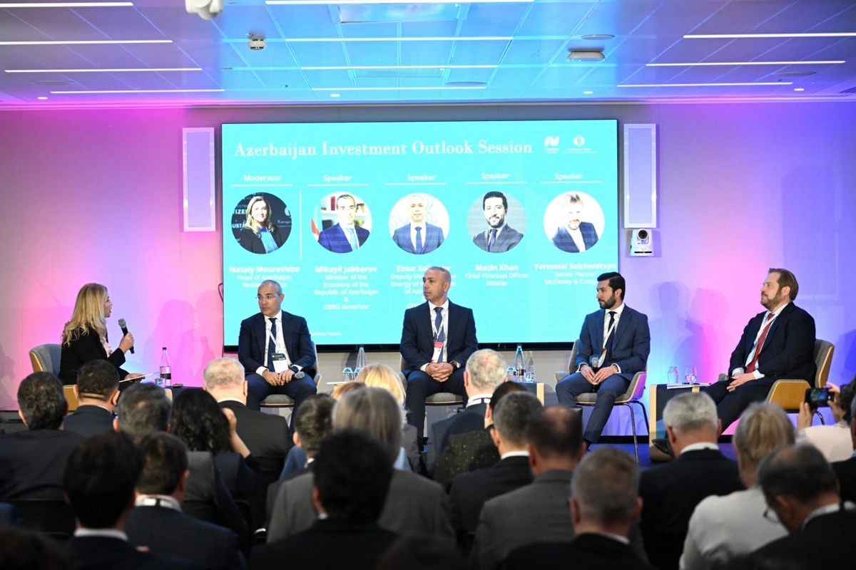 Mikail Jabbarov participated in a session at the annual EBRD meeting