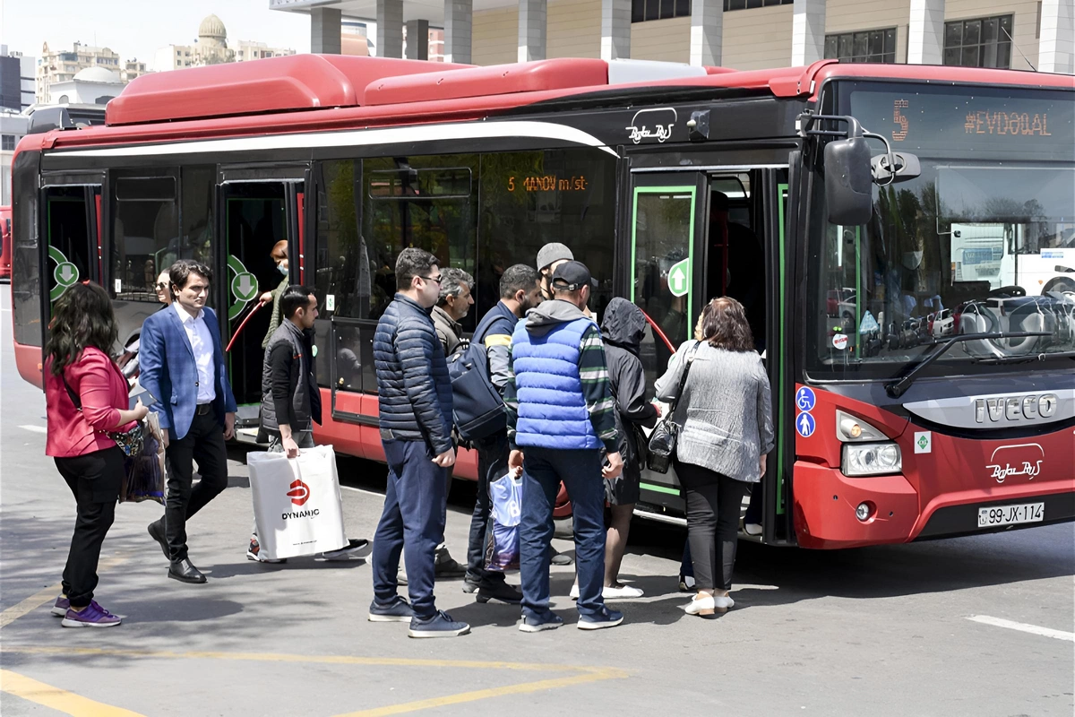 Paytaxtda sərnişindaşımadakı problemlər - Nələr dəyişməlidir?
