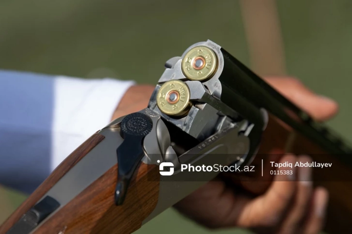 В Лянкяране мужчина застрелил жену, а затем покончил с собой