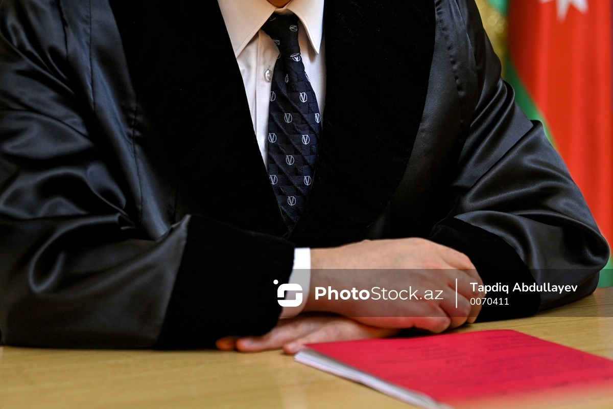 EMV Dent klinikasında dələduzluq: Həkim pasiyentin 151 min manat pulunu ələ keçirdi