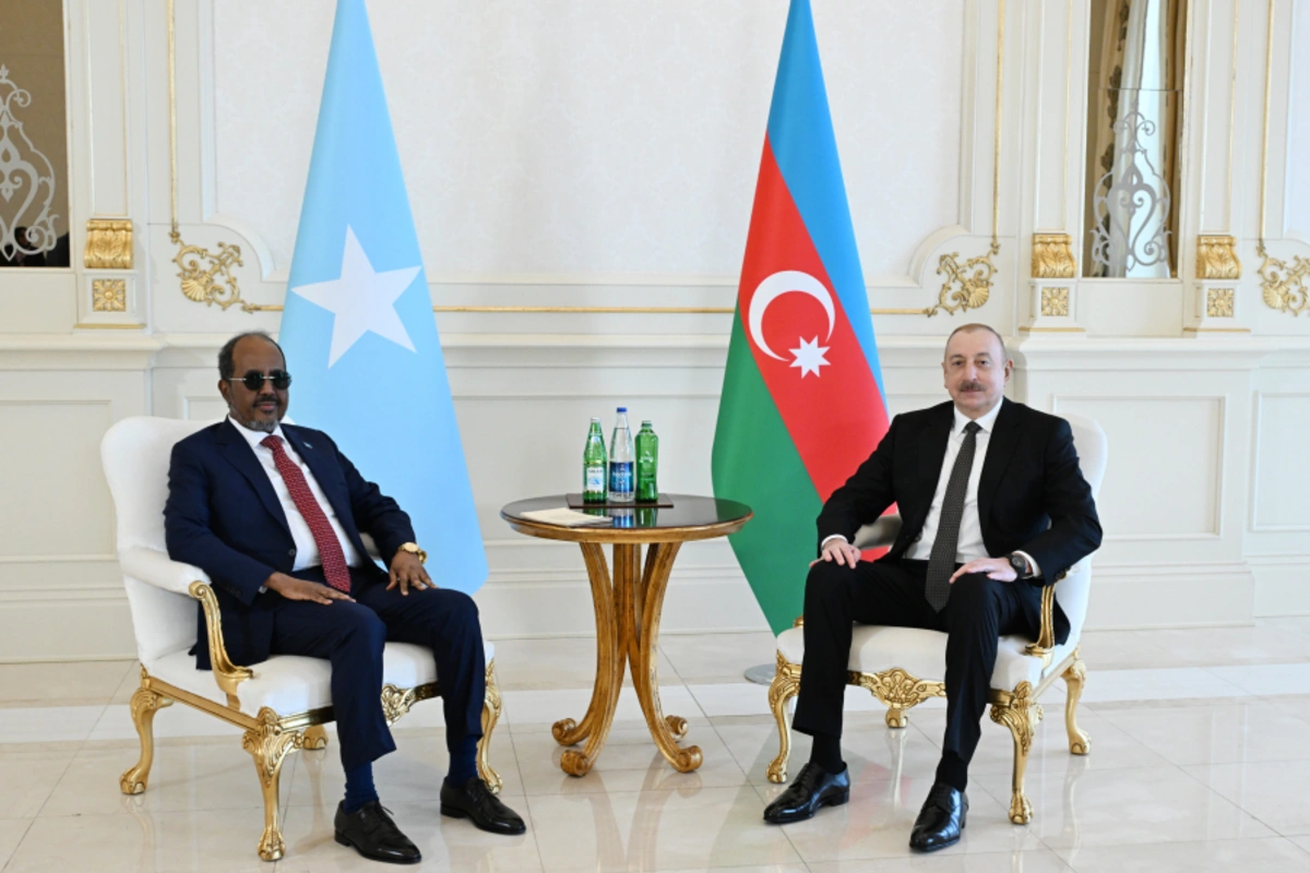 Meeting held between President of Azerbaijan Ilham Aliyev and President of Somalia