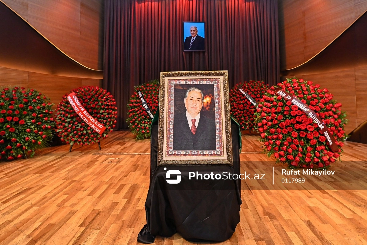 The farewell ceremony for People's Artist Arif Babayev was held