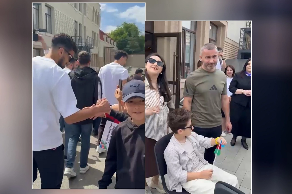 Qarabağ klubunun üzvləri Şuşada sakinlərlə görüşüb Qarabağ klubunun üzvləri Şuşada sakinlərlə görüşüb