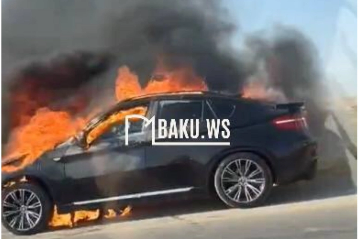 A BMW X6 burned on the Baku-Shamakhi highway A BMW X6 burned on the Baku-Shamakhi highway