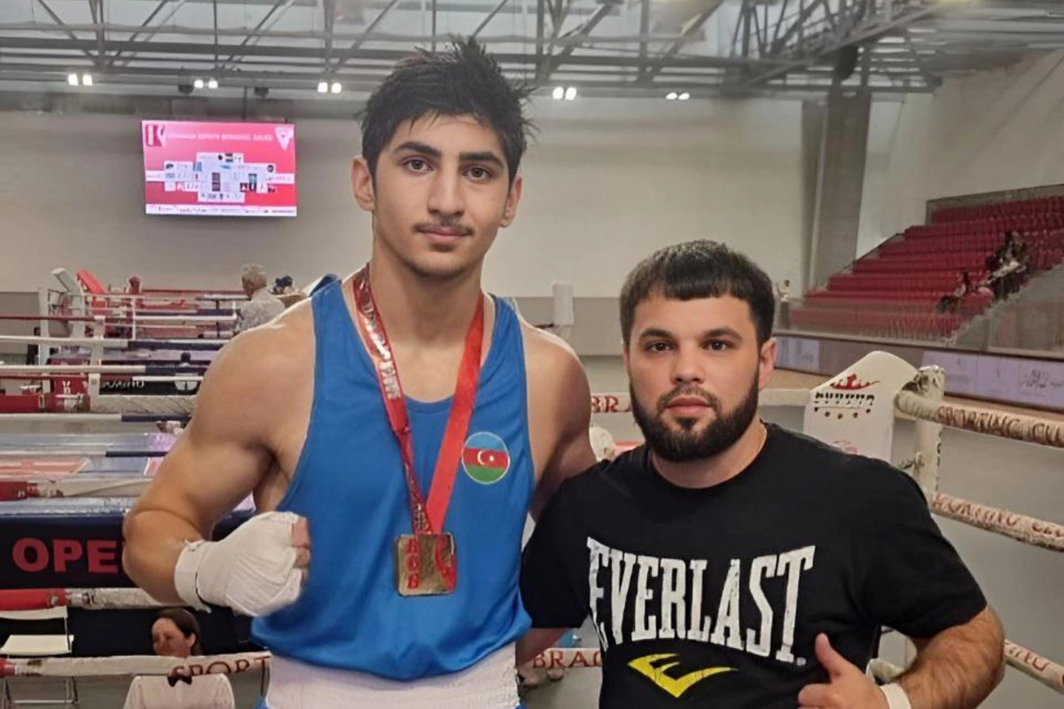 Azərbaycan boksçusu Portuqaliyada qızıl medal qazanıb Azərbaycan boksçusu Portuqaliyada qızıl medal qazanıb