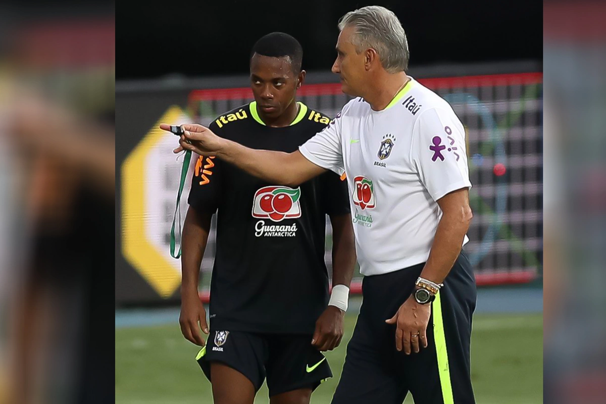 Həbs olunan məşhur futbolçu həbsxanada məşqçi oldu
