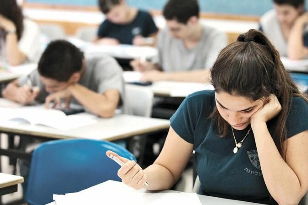 Magistraturaya qəbul imtahanının yekun nəticələri elan olunub: Üç nəfər ən yüksək bal toplayıb
